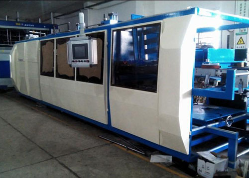 多工位正負(fù)壓全自動吸塑機(jī)