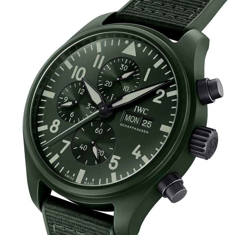 壯志凌云｜IWC Top Gun飛行員腕表民用版最新Pantone色登陸香港-復(fù)刻表
