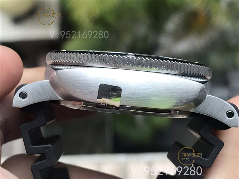 VS廠42mm沛納海683復(fù)刻表評(píng)測-VS廠pam683拒絕一眼假-復(fù)刻表