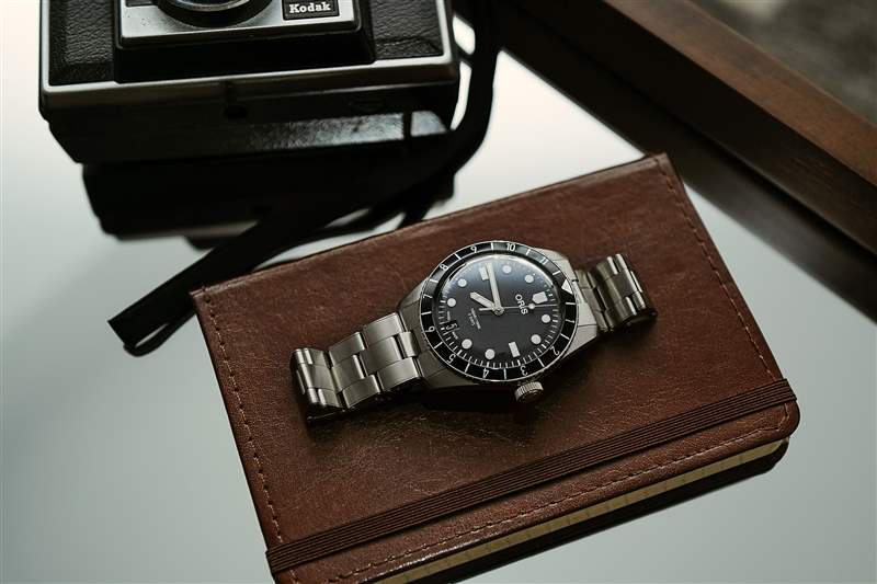 使用新款Oris&nbsp;Divers 65 親身體驗 12 小時表圈和啞光表盤-復刻表