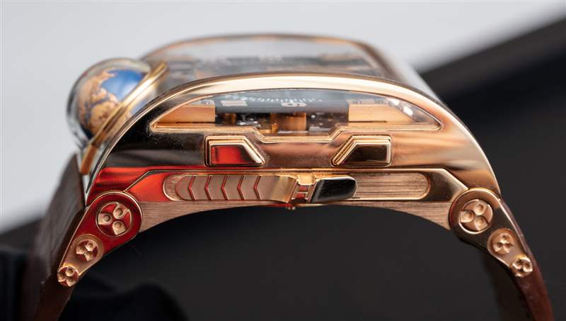 不再生產：550,000 美元 Hysek Colosso GMT 三問腕表-復刻表