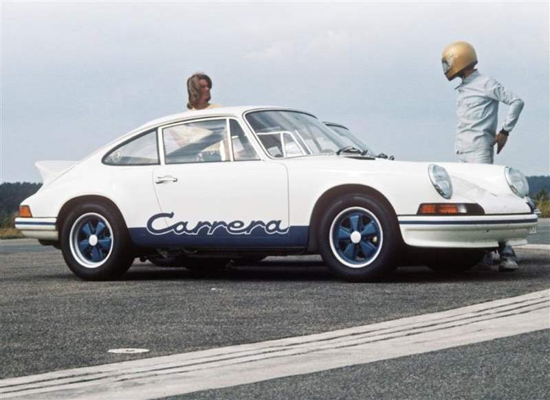 TAG Heuer聯(lián)乘Porsche Carrera五十周年限量版致敬終極賽車精神-復(fù)刻表