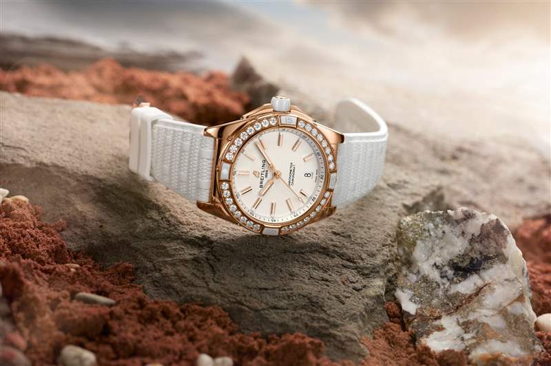 Breitling航空經典Navitimer70周年聯乘國泰GMT腕表限量200枚-復刻表