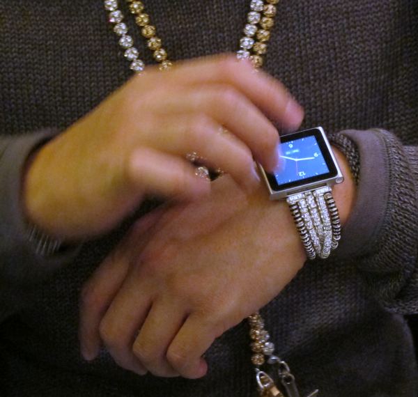 iPod nano被熄滅 - 證明手表從未熄滅-復(fù)刻表