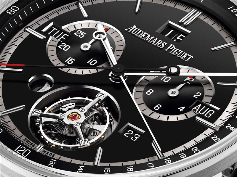 愛彼推出Code 11.59 Ultra-Complication Universelle RD4超復(fù)雜腕表：23項(xiàng)復(fù)雜功能-復(fù)刻表